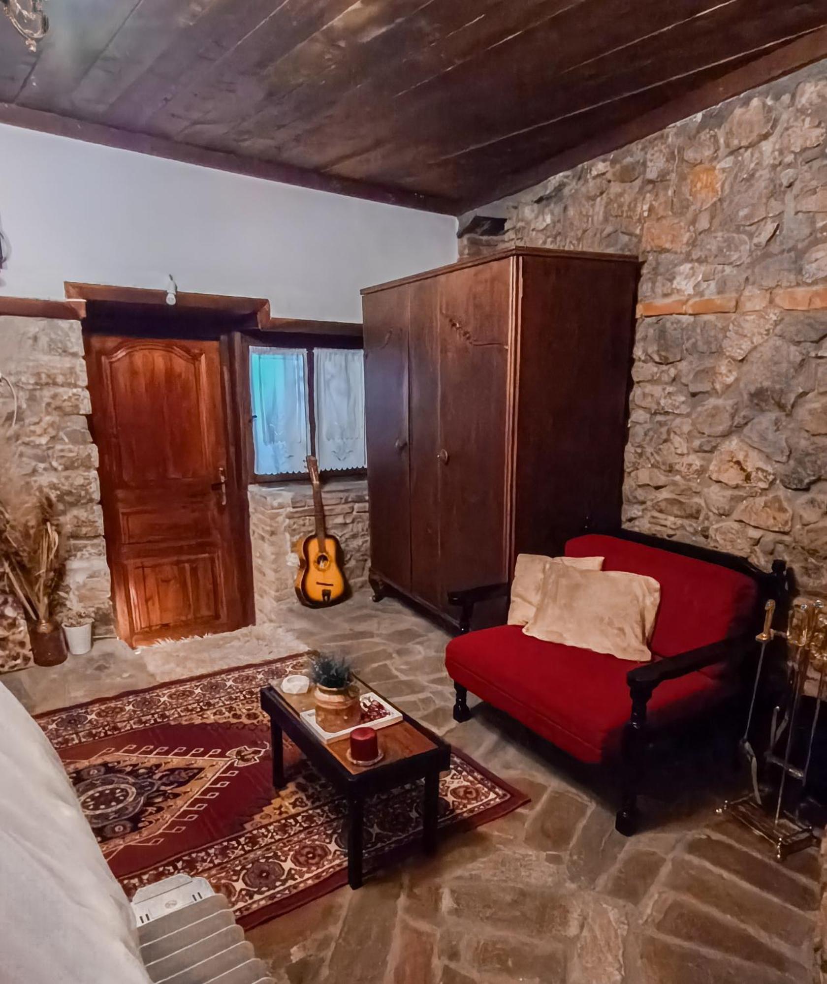 Το Πέτρινο Σπιτάκι Apartment Trikala  Exterior photo